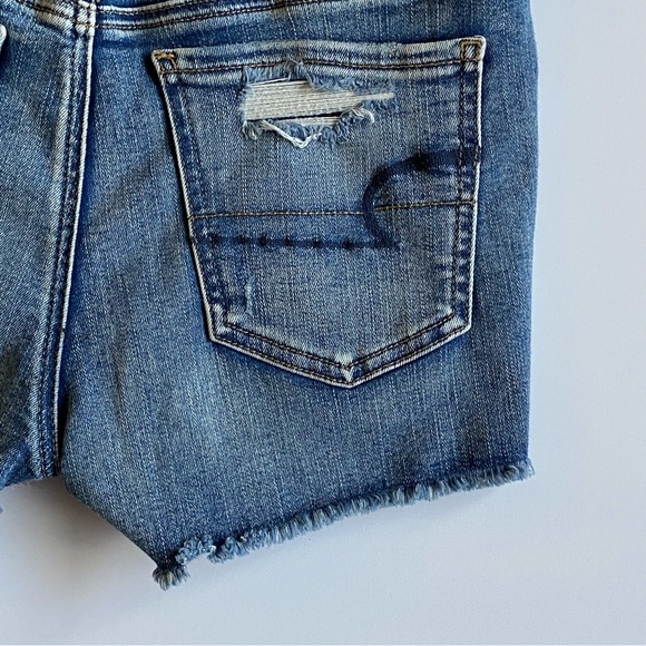 American Eagle High Rise Shortie shorts Lace pockets Cut Off size 4 Shorts EUC - Picture 5 of 16